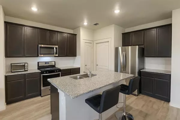 Forney, TX 75126,5641 Durst Lane