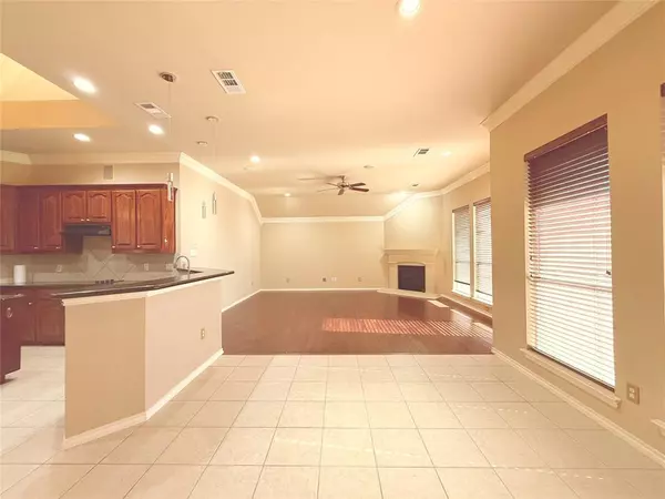 Fort Worth, TX 76131,2712 Flint Rock Drive