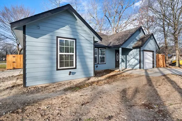 Kerens, TX 75144,401 N Goodman Avenue