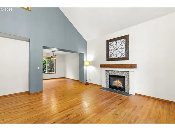 Sherwood, OR 97140,23855 SW RED FERN DR