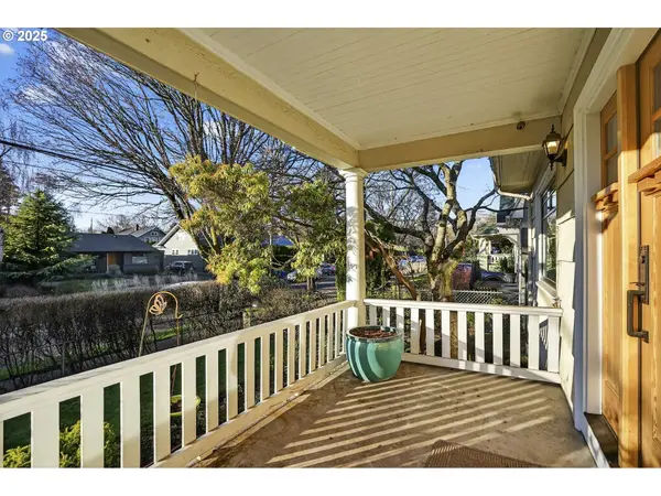 Portland, OR 97213,2614 NE 42ND AVE