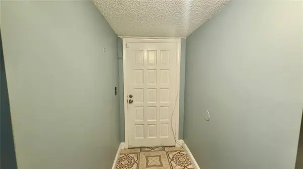 Lauderhill, FL 33319,6201 N Falls Circle Dr #103