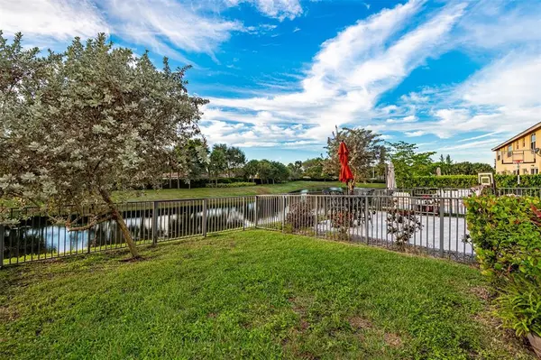 Pompano Beach, FL 33064,4339 Lago Dr #4339