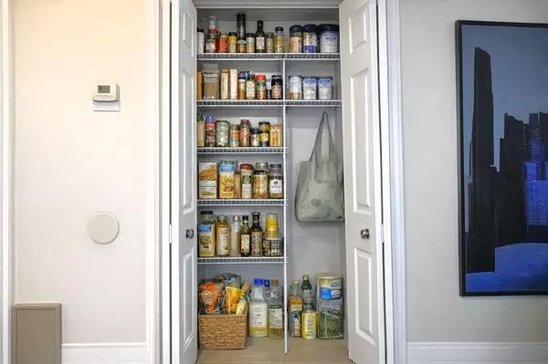 Hollywood, FL 33021,3800 Hillcrest Dr #112