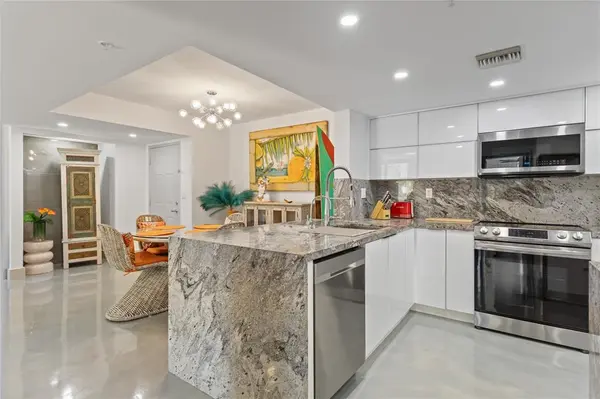 Fort Lauderdale, FL 33301,520 SE 5th Avenue #2212