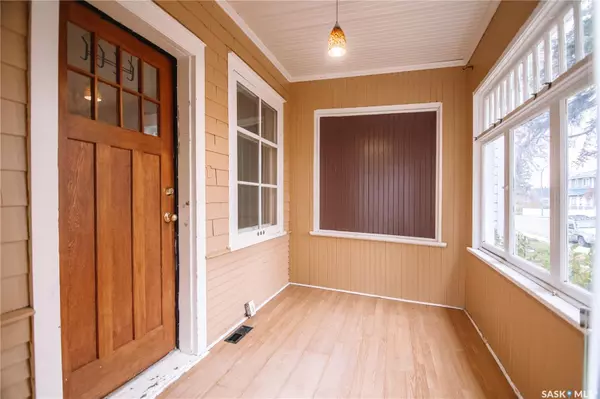 Regina, SK S4T 4C2,2061 Queen STREET