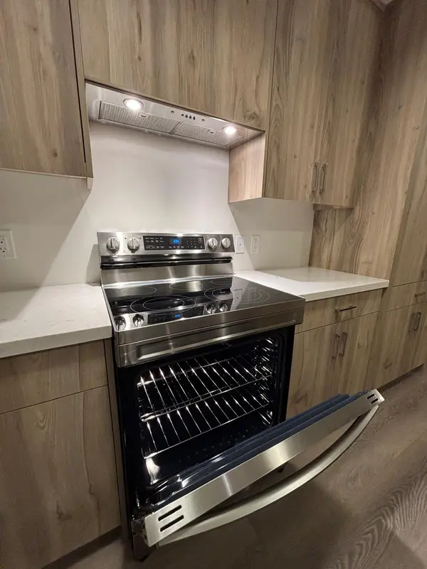 Oakville, ON L6M 5R3,1341 Kaniv ST