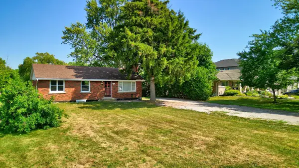 167 Miles RD, Hamilton, ON L8W 1E2