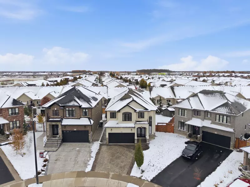 16 Festival WAY, Hamilton, ON L0R 1C0