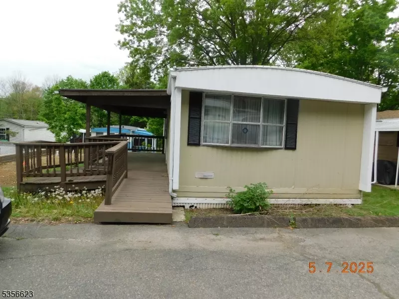 Oxford Twp., NJ 07863,46 Back St