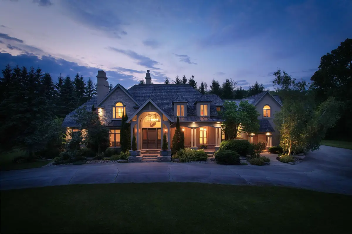 Springwater, ON L9X 0P3,6 Midves CT