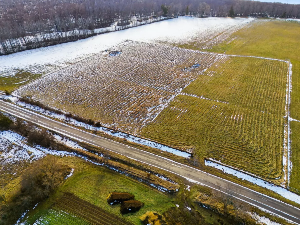 Prince Edward County, ON K0K 1W0,861 FISH LAKE RD