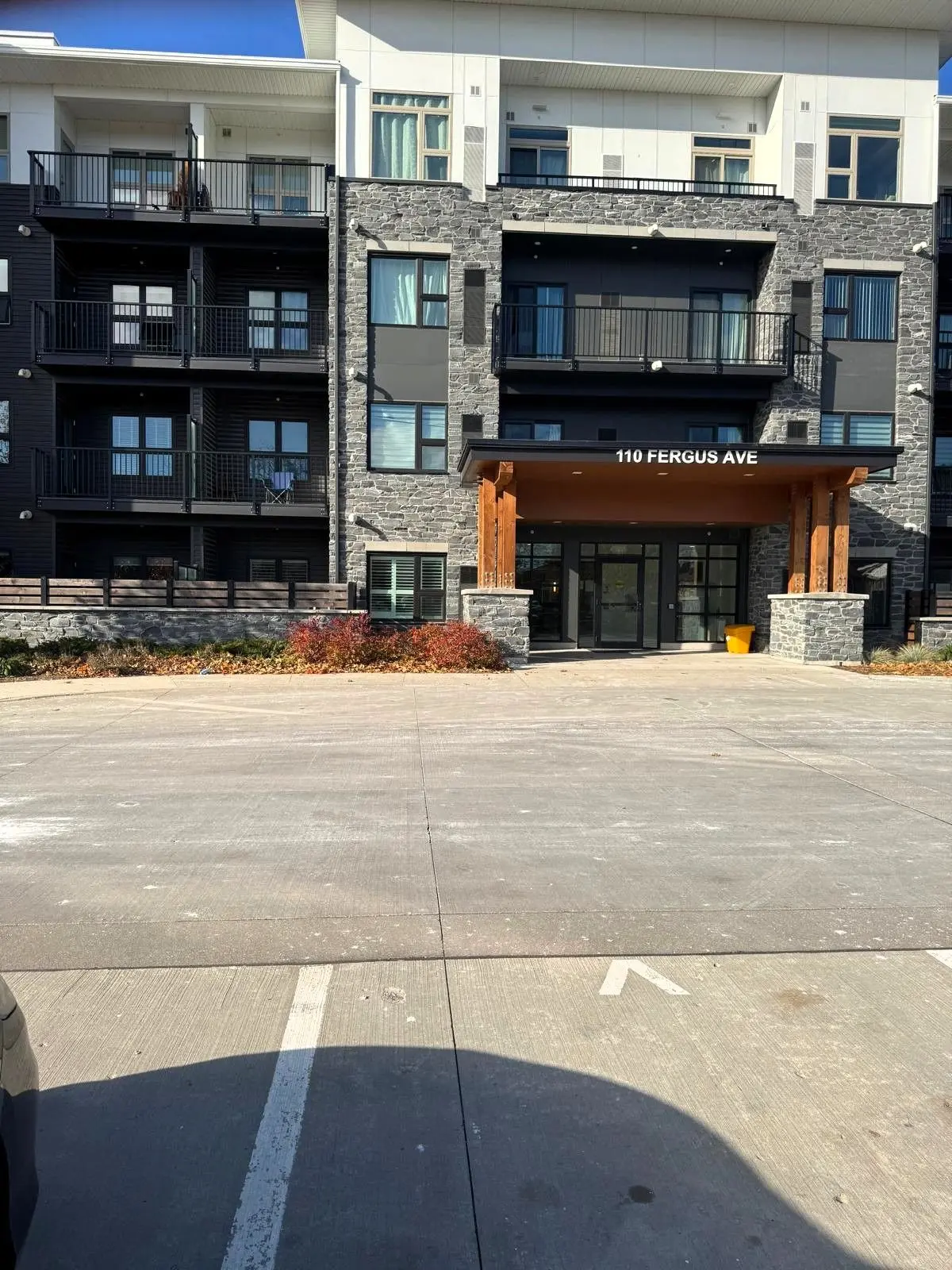 Kitchener, ON N2A 0K9,110 Fergus AVE #122