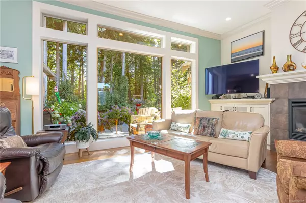 Bowser, BC V0R 1G0,3888 Creekside Dr