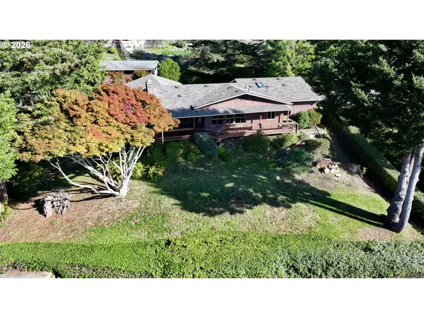 Brookings, OR 97415,15604 NAPA LN