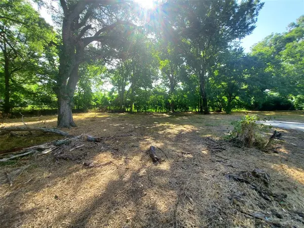 Shreveport, LA 71104,2415 Roosevelt