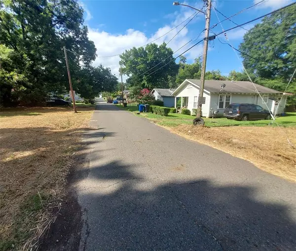 Shreveport, LA 71104,2415 Roosevelt