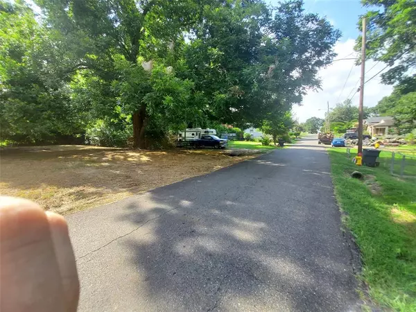 Shreveport, LA 71104,2417 Roosevelt Avenue