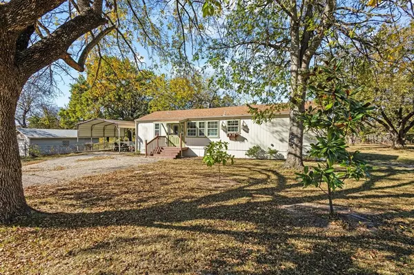 Bonham, TX 75418,105 Reich Street