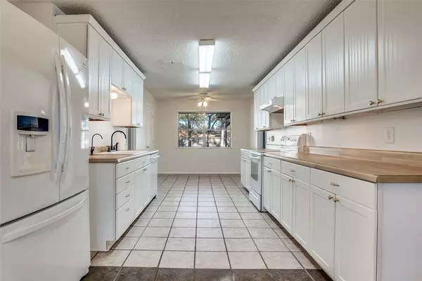 Mineral Wells, TX 76067,504 Austin Drive