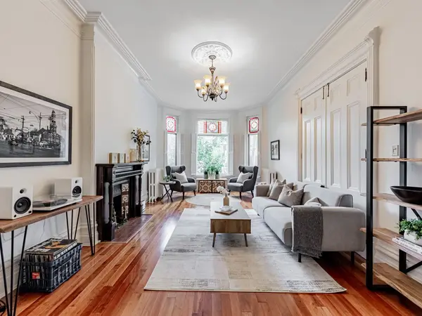 50 Rose AVE, Toronto C08, ON M4X 1N9