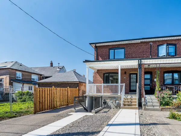 Toronto C03, ON M6E 2G2,6 Greyton CRES #Lower