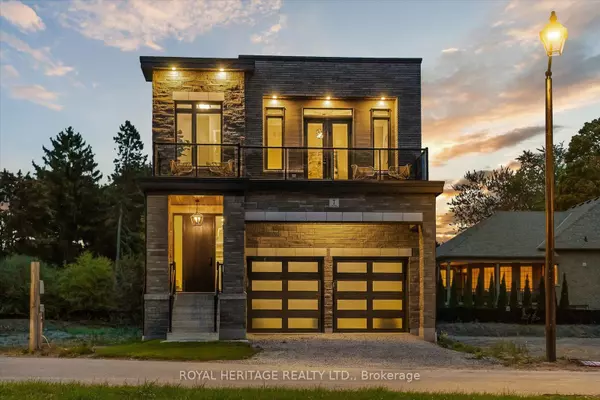 7 Inverlynn WAY, Whitby, ON L1N 2S6