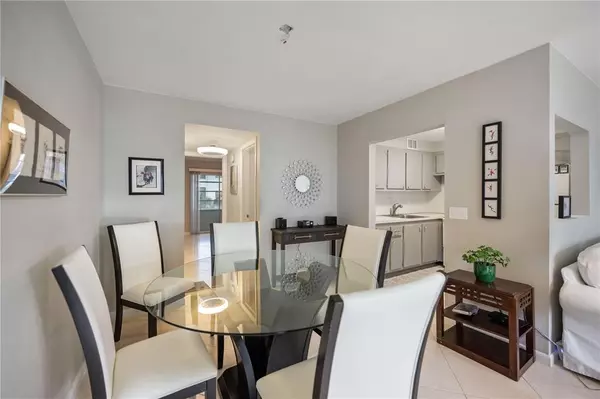 Deerfield Beach, FL 33442,194 Newport L #194