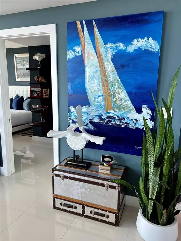 Fort Lauderdale, FL 33301,315 NE 3rd Ave #2107