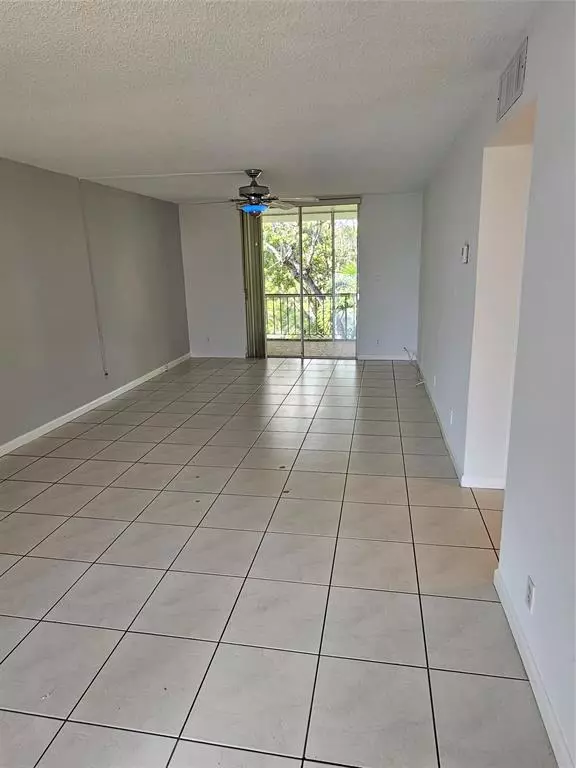 Deerfield Beach, FL 33441,777 SE 2nd Ave #B309