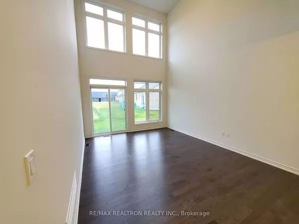 Adjala-tosorontio, ON L0G 1W0,7 Mayapple ST