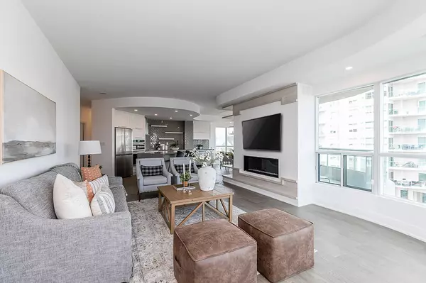 Barrie, ON L4N 9R2,2 Toronto ST #509