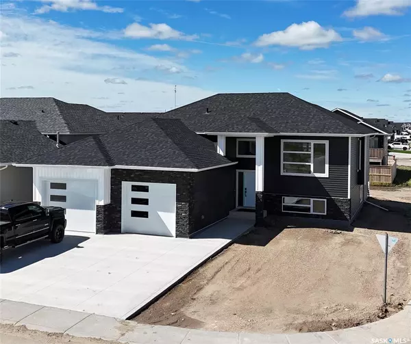 806 Ballesteros CRESCENT, Warman, SK S0K 4S4