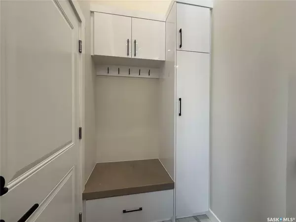 Warman, SK S0K 4S4,806 Ballesteros CRESCENT