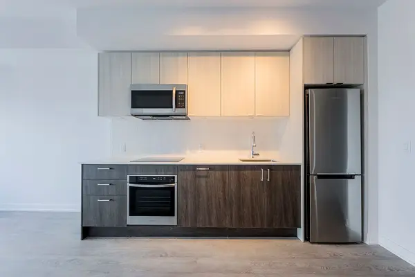 Toronto W01, ON M6S 0B1,1928 Lake Shore BLVD W #2617