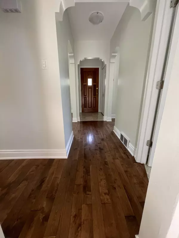 Toronto W08, ON M9B 4L4,230 Martin Grove RD