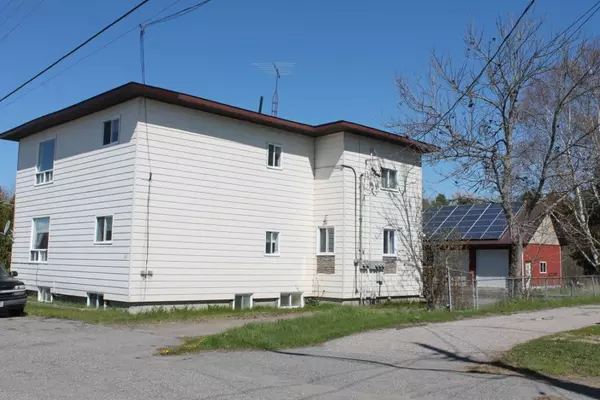 French River, ON P0M 2N0,16 Notre Dame ST W