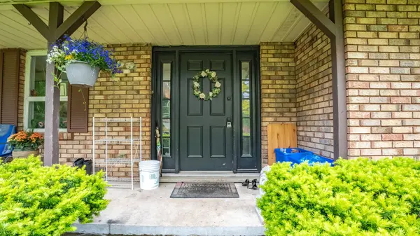 Brantford, ON N3T 5L6,279 Cockshutt RD