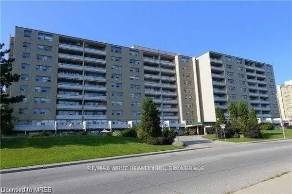 15 Albright RD #506, Hamilton, ON L8K 5J2