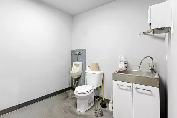 Alta Vista And Area, ON K1B 4T4,1409 Triole ST