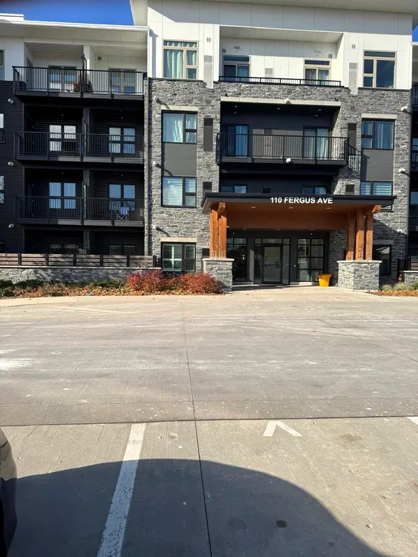 110 Fergus AVE #122, Kitchener, ON N2A 0K9