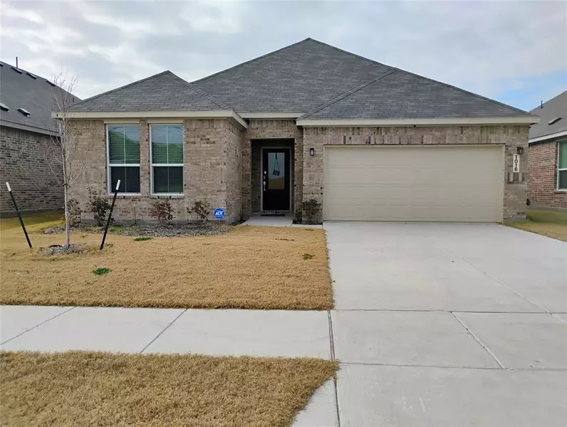 1016 Flameleaf Drive, Princeton, TX 75407