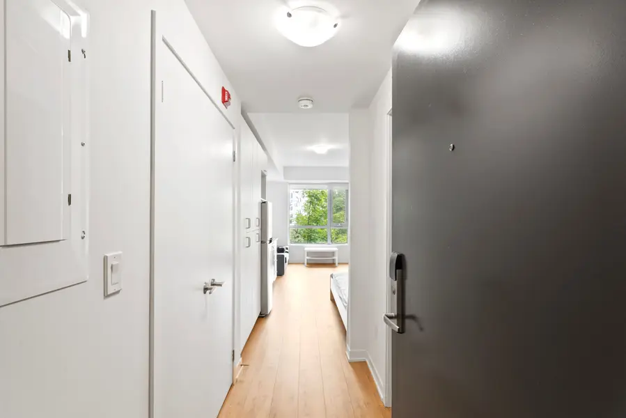 1800 Simcoe ST N #307, Oshawa, ON L1G 0C2