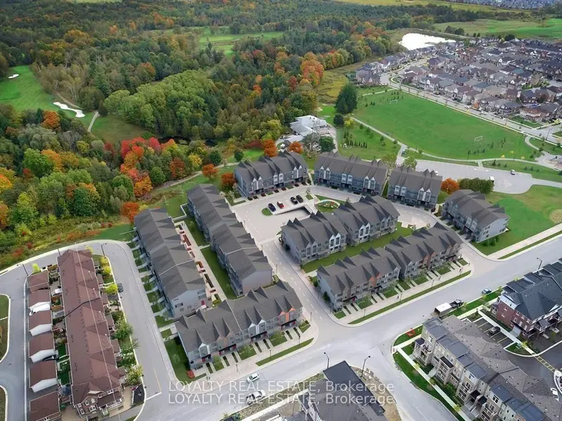 2635 William Jackson DR #311, Pickering, ON L1X 0L2