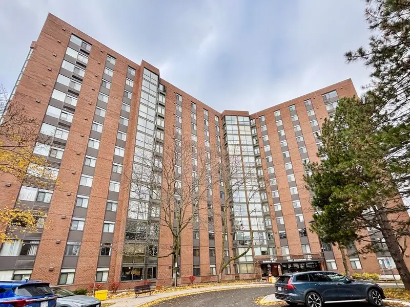 2871 Richmond RD #603, Britannia Heights - Queensway Terrace N And Area, ON K2B 8M5