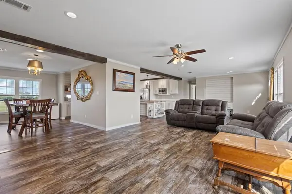 Bells, TX 75414,1717 E Lovers Lane