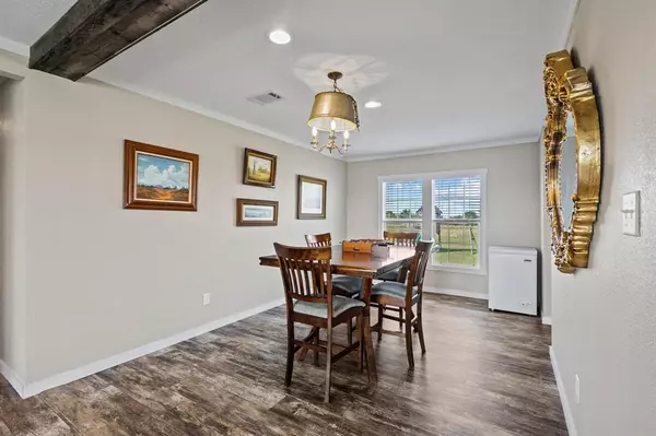 Bells, TX 75414,1717 E Lovers Lane