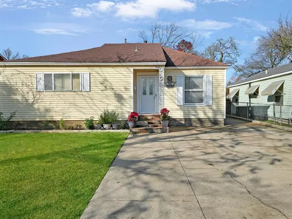 Dallas, TX 75211,1215 Tarpley Avenue