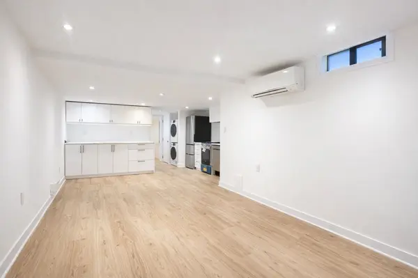 211 Shaw ST #211 B, Toronto C01, ON M6J 2W7