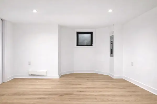 Toronto C01, ON M6J 2W7,211 Shaw ST #211-B